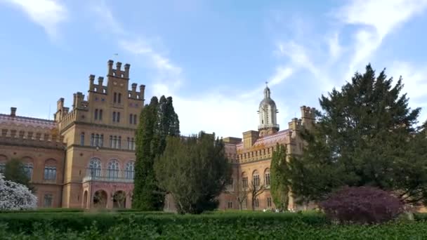 Die Residenz Der Bukowinischen Und Dalmatinischen Metropoliten — Stockvideo