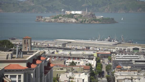 Uzakta Görülen Alcatraz Adası — Stok video