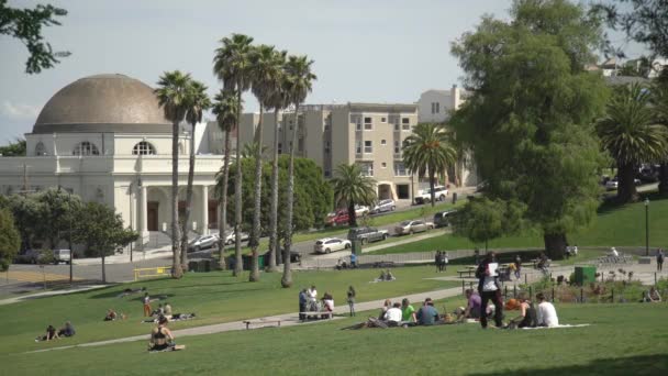 Personas Relajadas Parque Dolores — Vídeo de stock