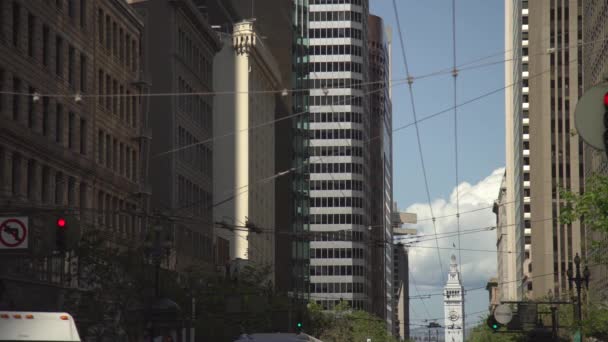 Torres Edificios Una Calle — Vídeos de Stock