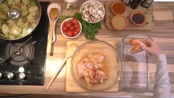 Arranging Chicken Legs Plate — Stock Video