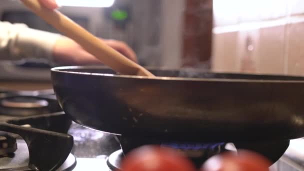 Woman Cooking Frying Pan — Stock Video