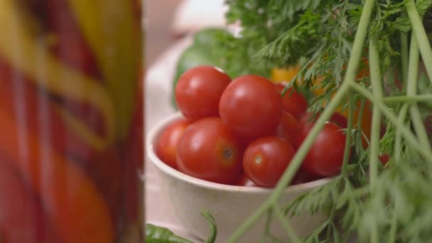 Tomates Hierbas Video — Vídeo de stock