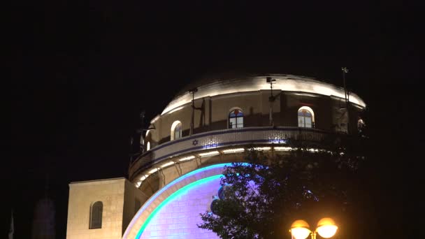 Lage Hoek Van Hurva Synagoge Koepel Nachts — Stockvideo