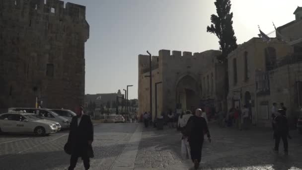 Touristen Besuchen Die Stadt Jerusalem — Stockvideo