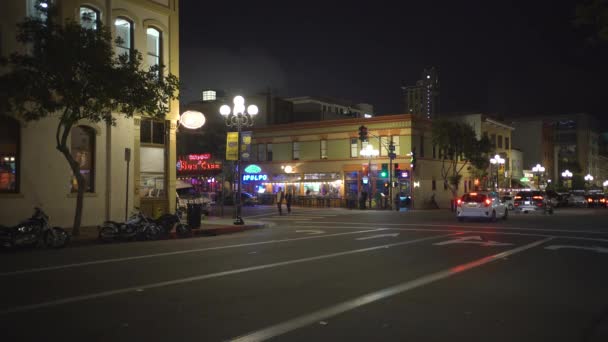 Conduire Sur Quatrième Avenue Nuit — Video