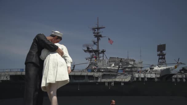 Rendición Incondicional Escultura Barco Militar — Vídeo de stock