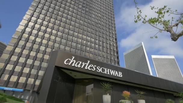 Charles Schwab Beverly Hills — Vídeo de Stock
