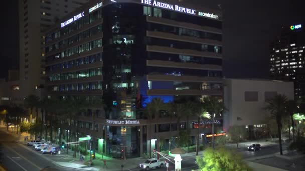 夜にアリゾナ共和国の建物の傾き — ストック動画