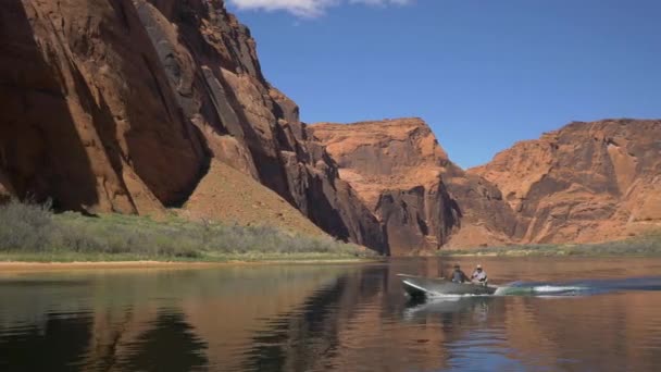 Colorado Nehri Ndeki Sürat Teknesi — Stok video