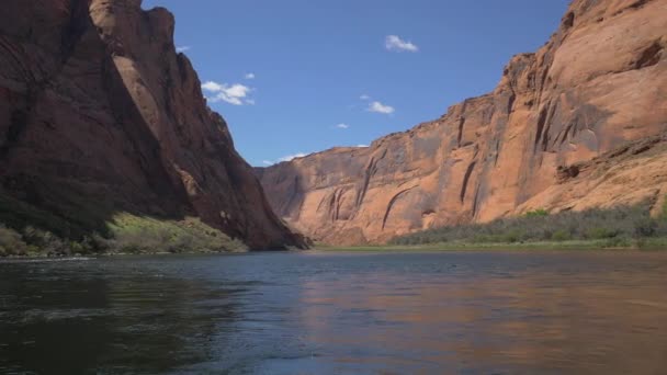 Colorado River Steep Cliffs — Stockvideo