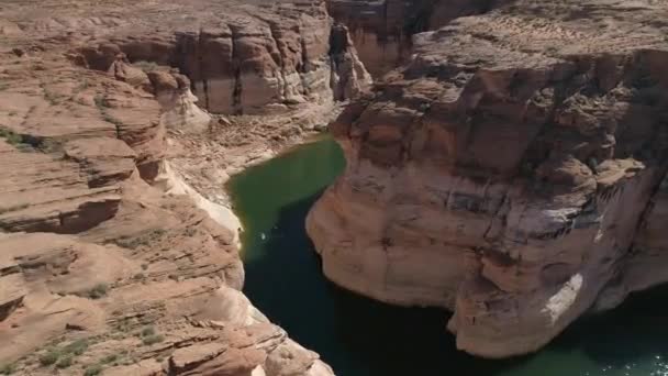 Vue Aérienne Petits Bateaux Dans Canyon — Video