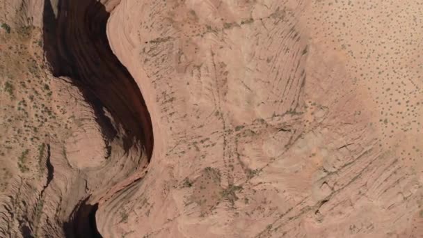 Luchtfoto Van Een Kleine Canyon — Stockvideo