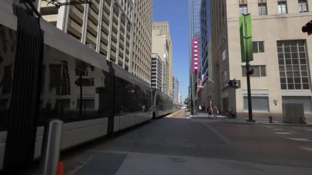 Tram Bergulir Jalan Houston Amerika Serikat — Stok Video
