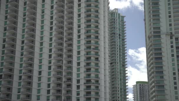 Edificios Con Balcones Ciudad — Vídeo de stock