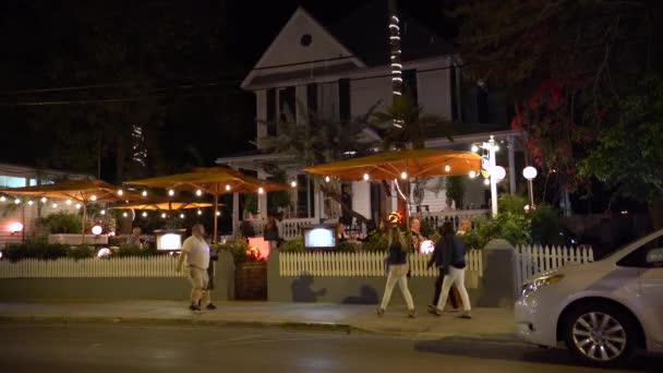 Restaurante Aire Libre Por Noche — Vídeos de Stock