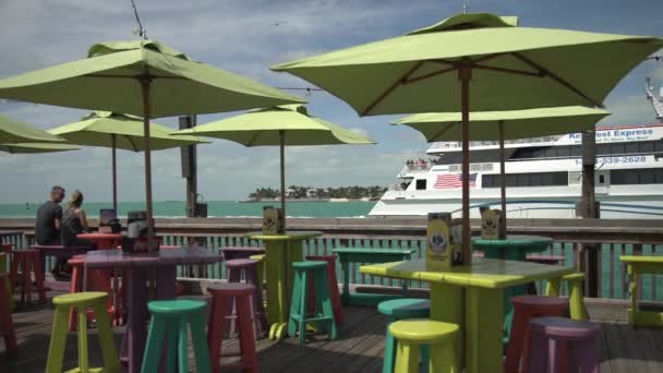 Restaurant Plein Air Sur Une Jetée — Video