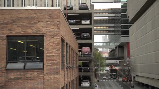 Bangunan Dan Garasi Parkir — Stok Video