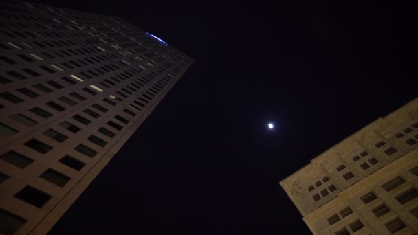 Rascacielos Luna — Vídeo de stock