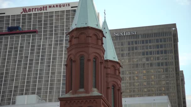 Iglesia Torres Vista — Vídeos de Stock