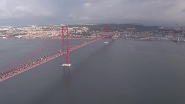 Luftaufnahme Der Brücke Abril — Stockvideo