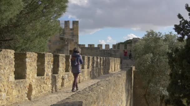 Promenade Sur Les Murs Château Sao Jorge — Video