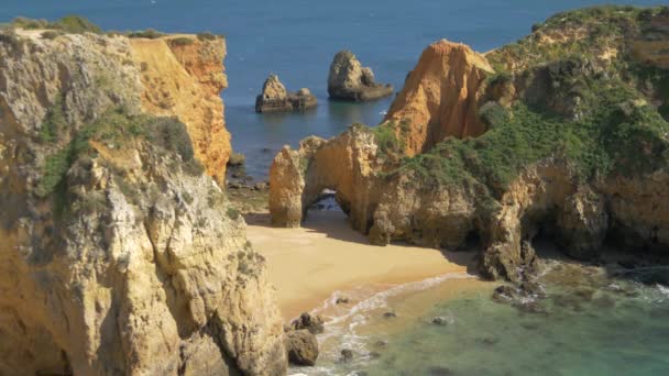 Скелі Скелі Пляжі — стокове відео