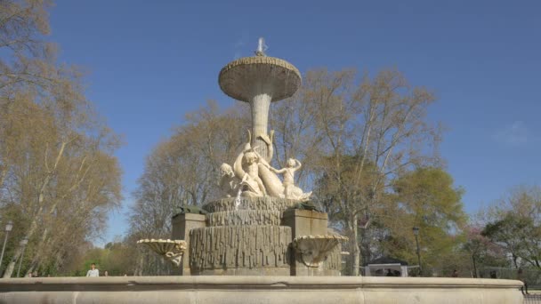 Fontaine Fuente Los Galapagos Madrid — Video