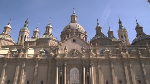 Façade Basilique Notre Dame Pilier — Video