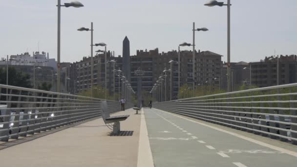 Puente Almozara Obelisco — Vídeos de Stock