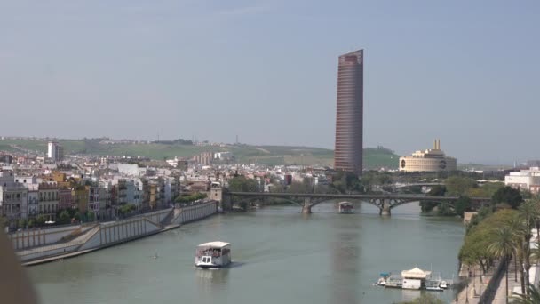 Torre Sevilla Canal Alfonso Xiii — Vídeo de stock