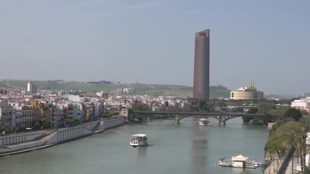Torre Sevilla Canal Alfonso Xiii — Vídeo de stock