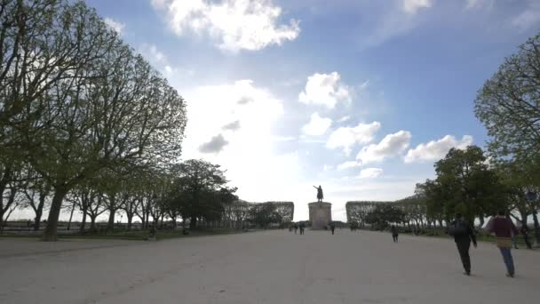 Paseo Del Peyrou Con Una Estatua — Vídeo de stock