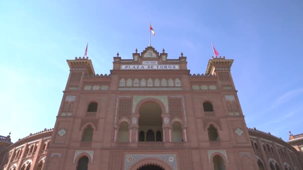 Bajo Ángulo Del Edificio Plaza Toros — Vídeo de stock