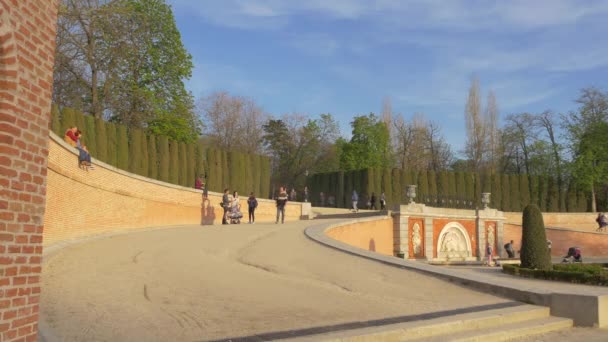 Gente Parque Retiro — Vídeos de Stock