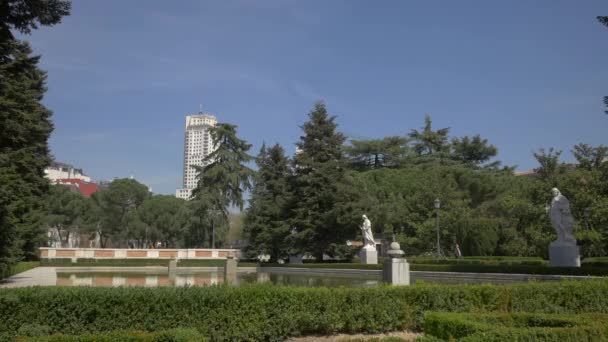 Statue Fontana Nei Giardini Sabatini — Video Stock