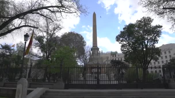 Dos Mayo Obelisk Monument — Stock Video