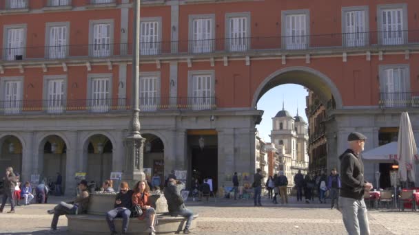 Церковные Башни Площади Plaza Mayor Мадриде — стоковое видео