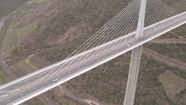 Luchtfoto Van Het Viaduct Van Millau — Stockvideo