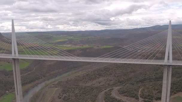 Vista Aérea Viaduto Millau Sobre Tarn — Vídeo de Stock