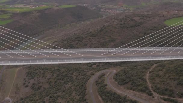 Luftaufnahme Des Viadukts Von Millau — Stockvideo