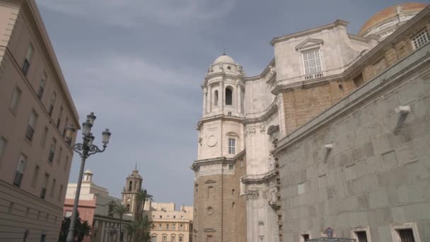 Ett Katedraltorn Cadiz — Stockvideo