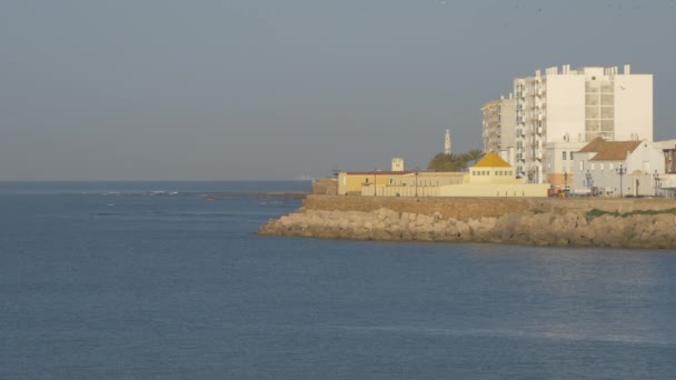 Edifícios Uma Costa Marítima — Vídeo de Stock