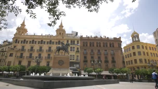 Estátua Equestre Dom Gonzalo Fernandez — Vídeo de Stock