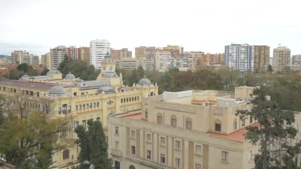 Pan Destra Degli Edifici Malaga — Video Stock