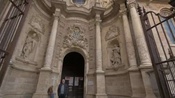 Ingången Till Valencias Katedral — Stockvideo