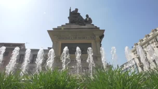 Vista Lateral Isabela Com Estátua Fonte Colombo — Vídeo de Stock