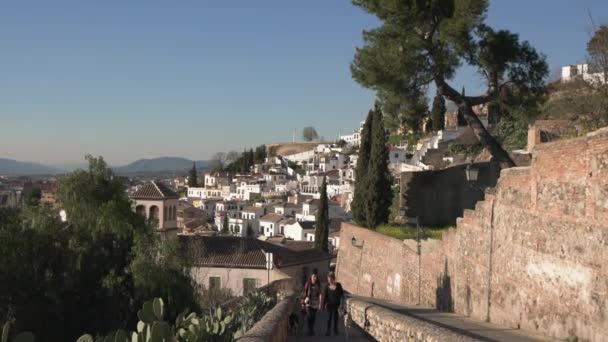 Wandelen Langs Muren Van Granada — Stockvideo