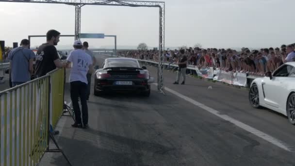 Rechts Von Autos Auf Dem Asphalt — Stockvideo