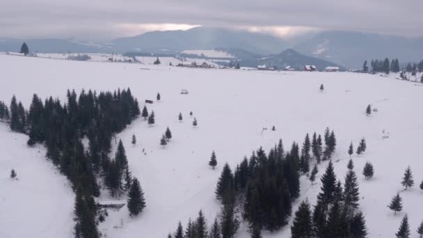 Vista Aérea Una Zona Montañosa Durante Invierno — Vídeos de Stock